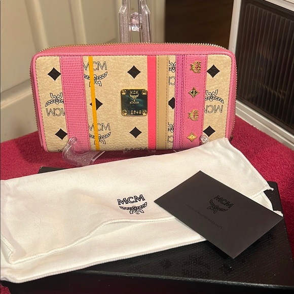 MCM Pink and Tan Wallet with Gold Accents - Picture 1 of 15